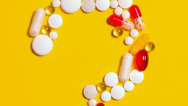  Federico Sturzenegger libera la importación de medicamentos en las provincias: laboratorios, en alerta