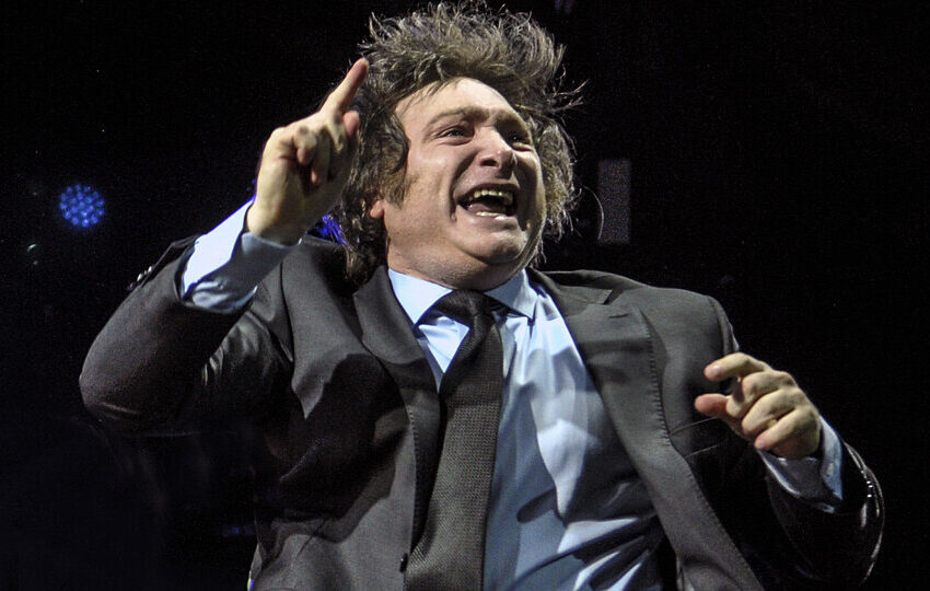  Basta del verso de la CASTA: Polarización, populismo y posverdad