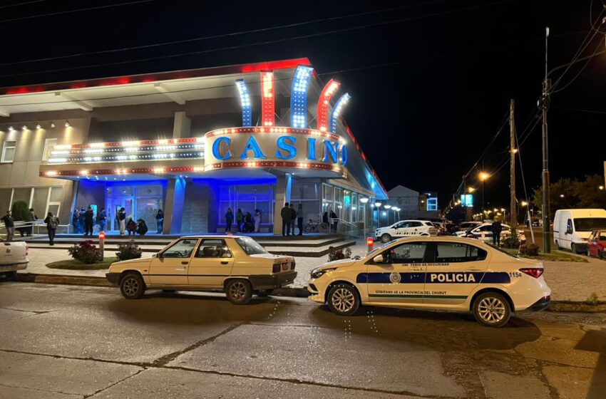  La Policía del Chubut detectó la presencia de menores en el Casino de Esquel y fueron clausuradas sus instalaciones