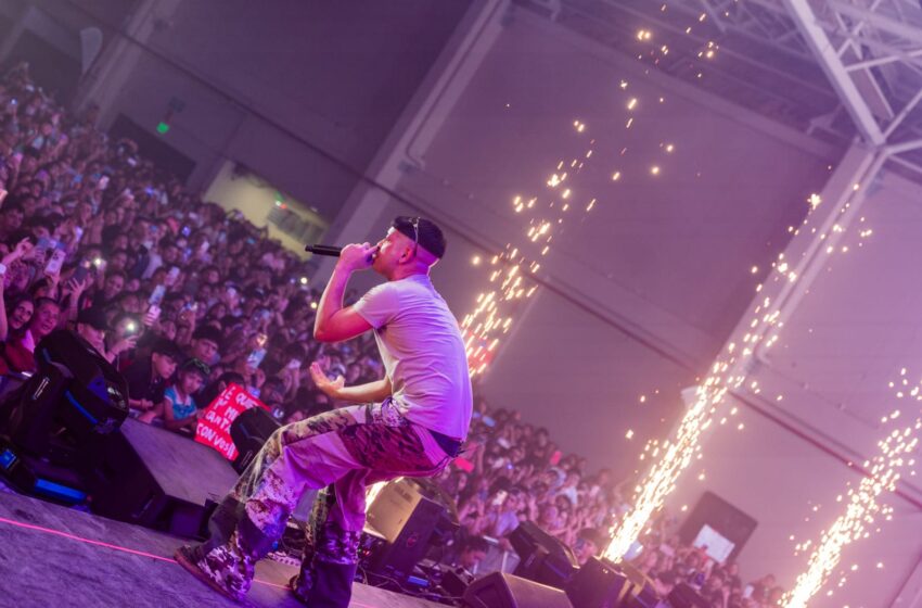  Miles de comodorenses disfrutaron de los shows de la tercera noche del Festival Aniversario