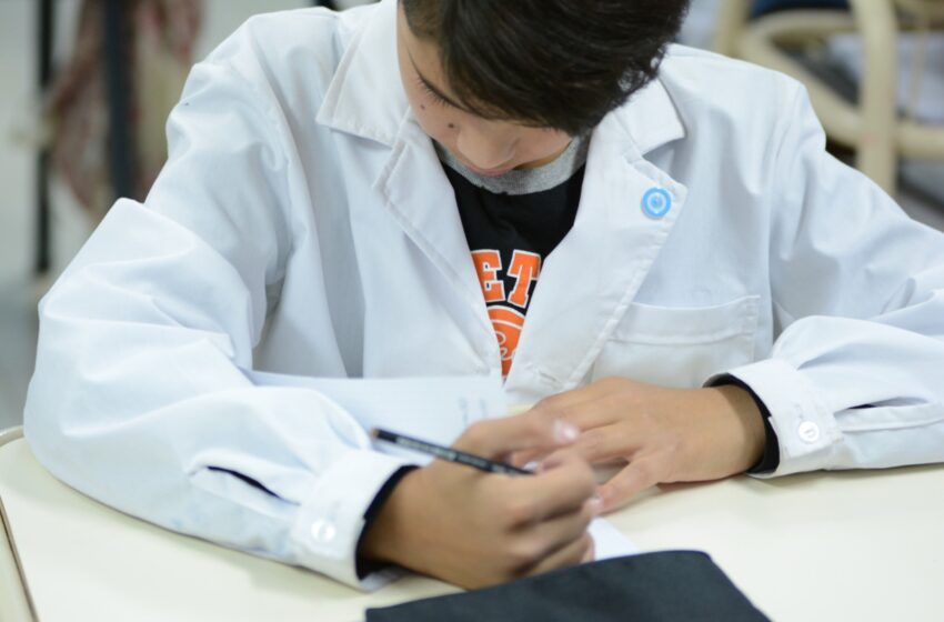  Provincia abrió la inscripción para las Becas Escolares 2025