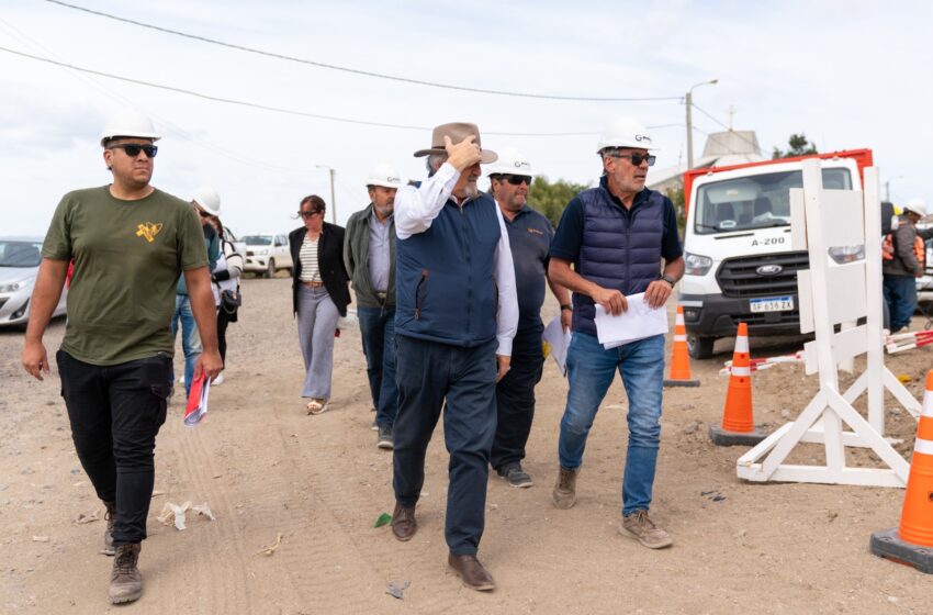  Othar recorrió la obra de gas de Stella Maris que beneficiará a 51 familias