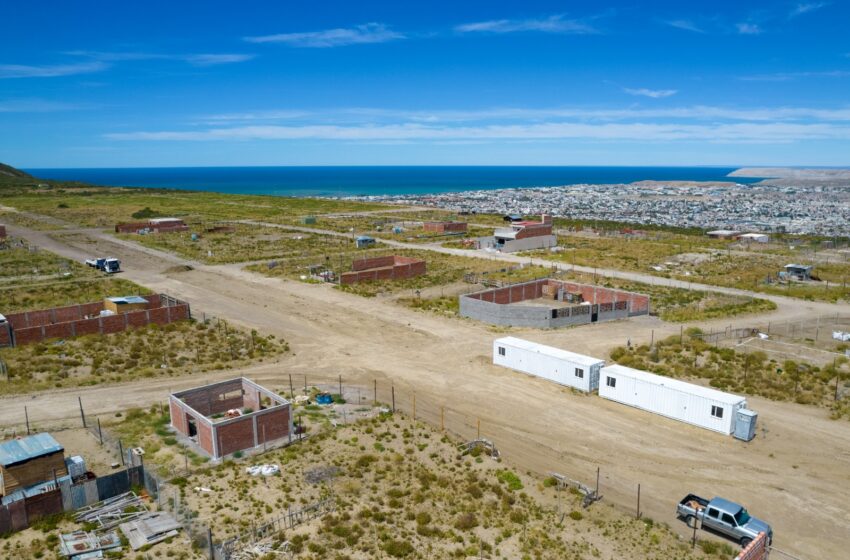  El Municipio junto a la SCPL iniciará la obra eléctrica para los vecinos de Radio Estación