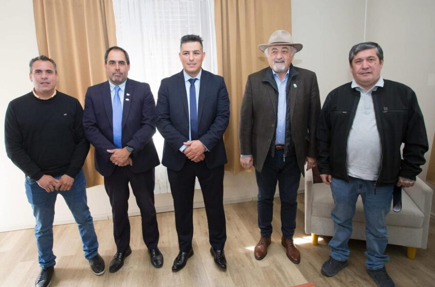 Othar acompañó a Balochi en la Apertura de Sesiones Ordinarias 2025 de Sarmiento