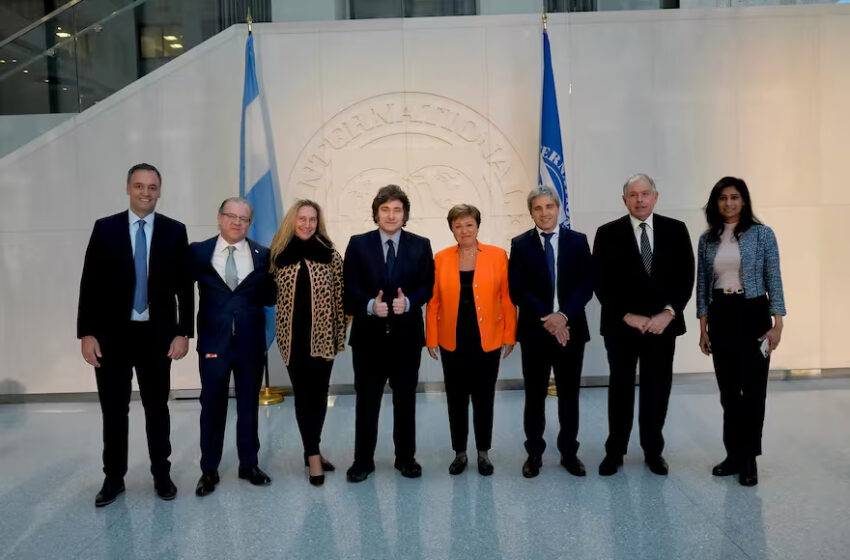  El presidente Javier Milei firmó el decreto de necesidad y urgencia para sellar el nuevo acuerdo con el FMI