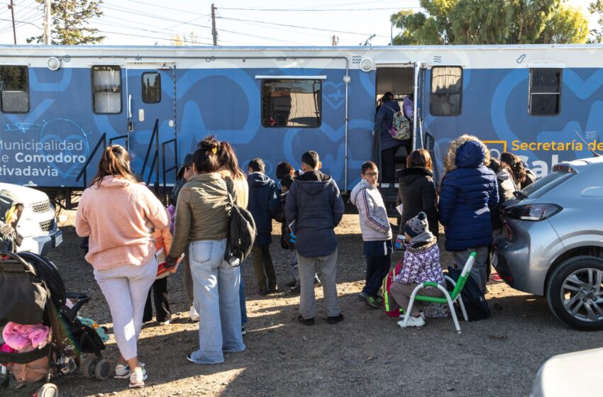  Tráiler de Salud: Este lunes abre sus puertas en barrio José Fuchs luego de más de 4000 atenciones en zona norte