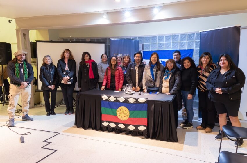  Con un importante conversatorio, concluyó la Semana de los Pueblos Originarios
