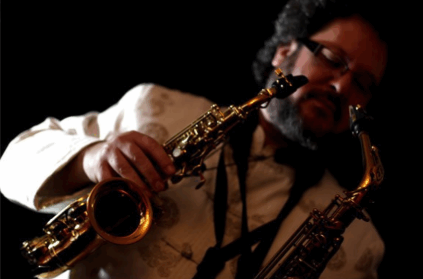  El Centro Cultural Rada Tilly se fusiona con la energía del jazz y el funk junto a Rubén Mederson