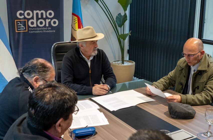  El Ejecutivo y los gremios municipales acordaron un incremento salarial del 18% acumulativo