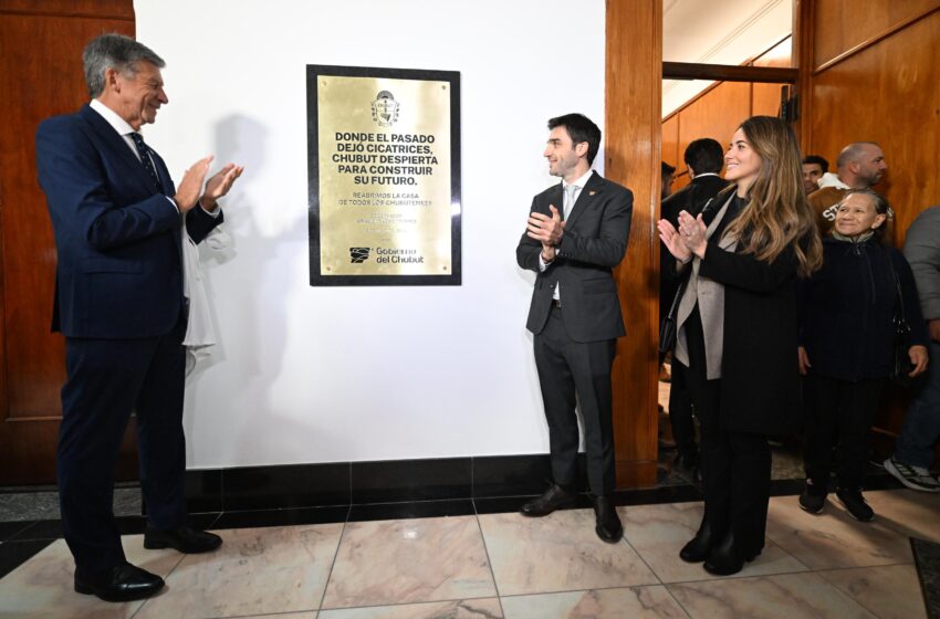  Torres inauguró la nueva Casa de Gobierno del Chubut: «Donde hubo ruinas, hoy construimos futuro»