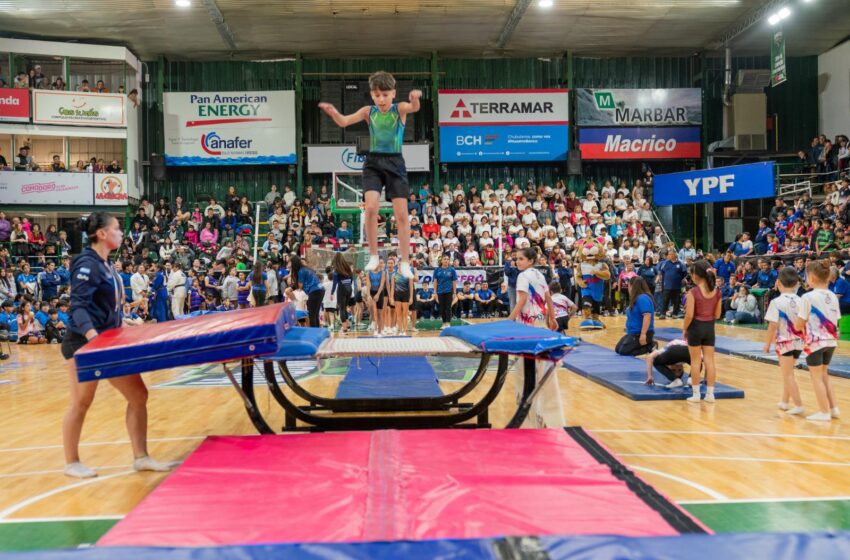  El deporte municipal brillo en el Socios Fundadores