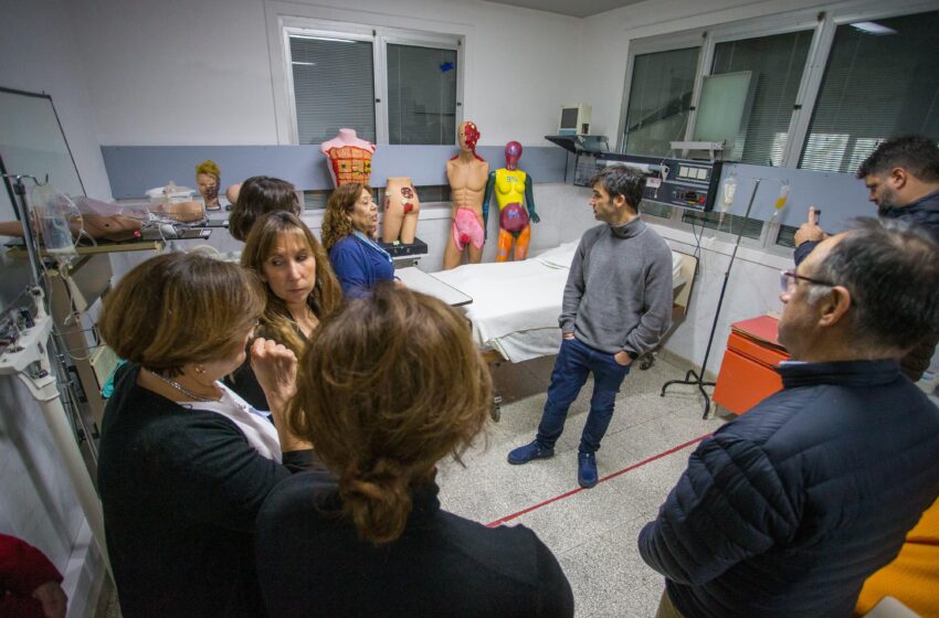  Torres recorrió hospitales de Comodoro Rivadavia y destacó la ejecución de obras necesarias para ampliar la cobertura sanitaria