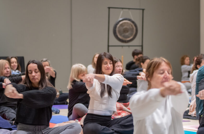  Ya comenzó “Vibra” el festival de Yoga y Bienestar de Rada Tilly 
