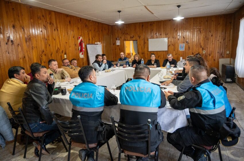  El Municipio fortalece su vínculo con las entidades vecinales de la ciudad