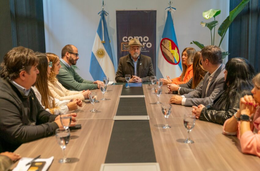  El Municipio y Provincia firmaron un convenio para fortalecer la protección de los derechos de niños y adolescentes