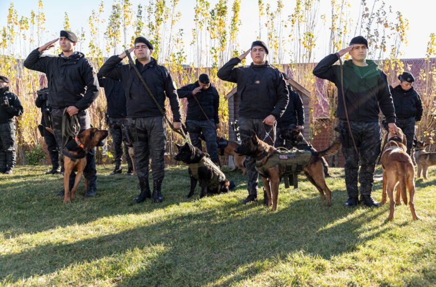  El Municipio acompañó el 19° aniversario de la Sección Canes de la Policía