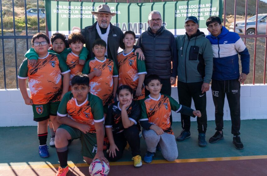  Othar inauguró el playón deportivo de barrio Cerro Solo y ya son cuatro los habilitados este año