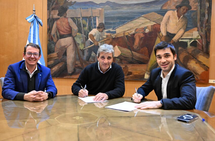  Torres se reunió con Caputo y confirmó que Provincia se hará cargo de la Ruta Nacional N° 40: “Vamos a hacer la obra de reparación con fondos propios”