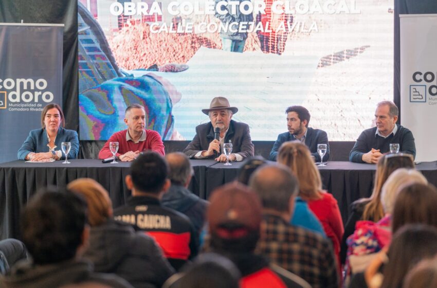  El municipio rubricó un convenio con la SCPL para construir el colector cloacal de la calle Concejal Ávila