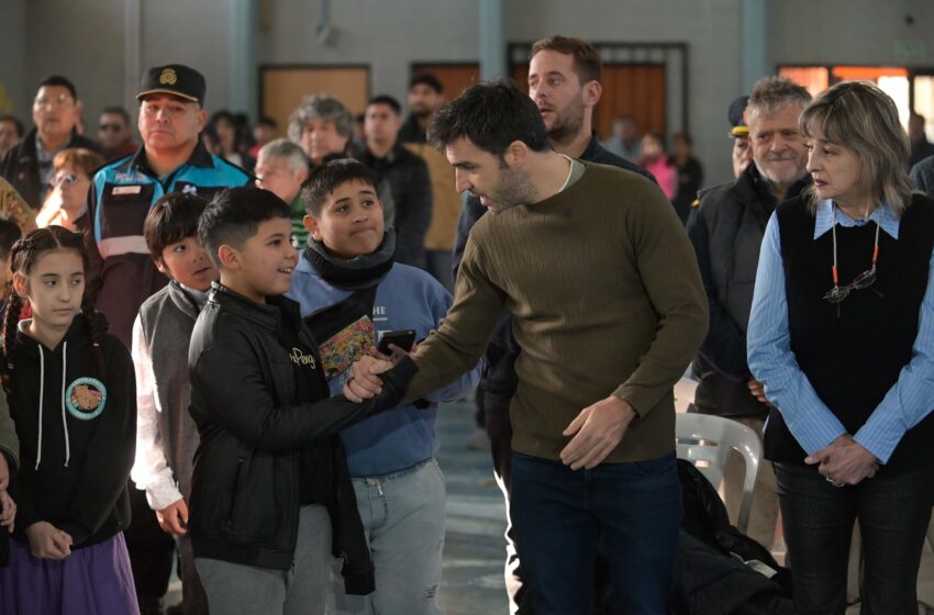  Torres participó del 111° Aniversario de Facundo y llamó a “seguir integrando la provincia”