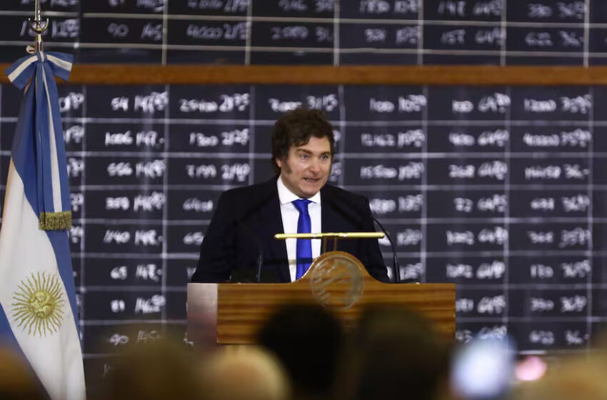  Javier Milei dijo que vetará las leyes aprobadas por el Senado y trató de “traidora” a Villarruel