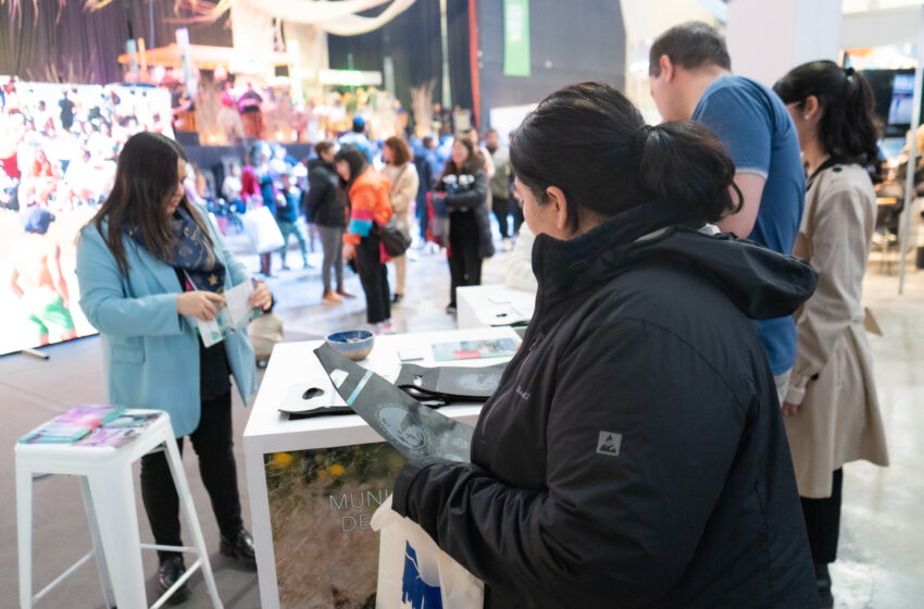  Rada Tilly se sumerge en Expo Turismo Comodoro 2025 con un stand inspirado en el mar y la naturaleza viva