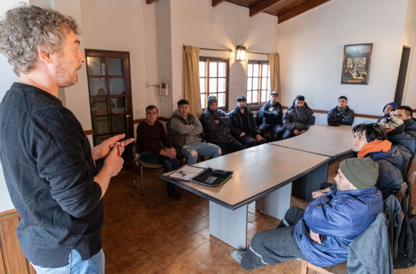  Cuadrillas municipales se capacitan en seguridad en el trabajo