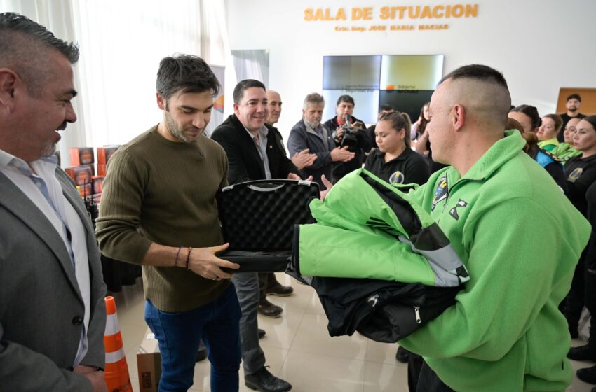  Torres entregó equipamiento a personal de la APSV para fortalecer el trabajo preventivo en toda la provincia