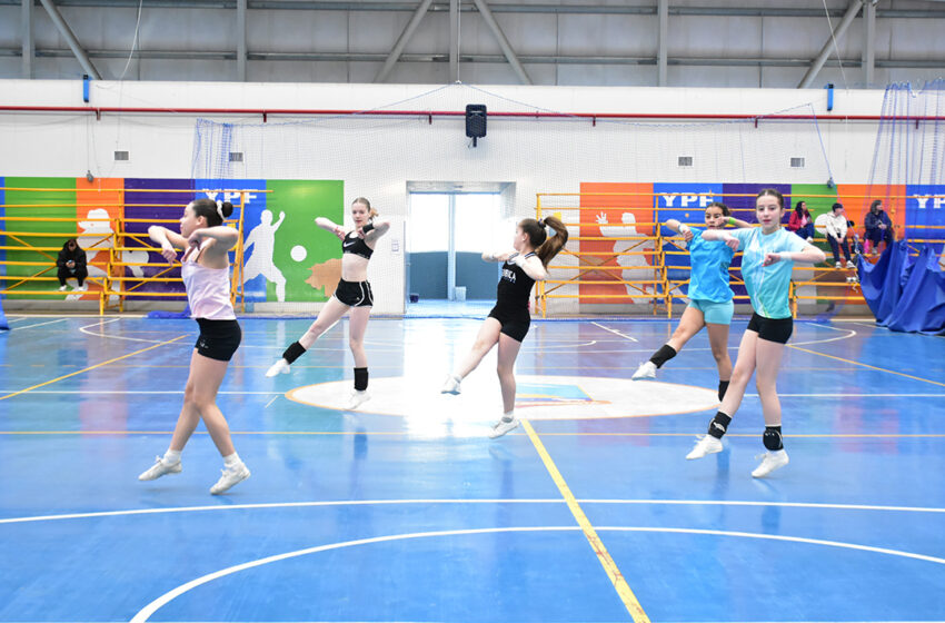  Deportistas locales intensifican su preparación para el Panamericano de Gimnasia Aeróbica