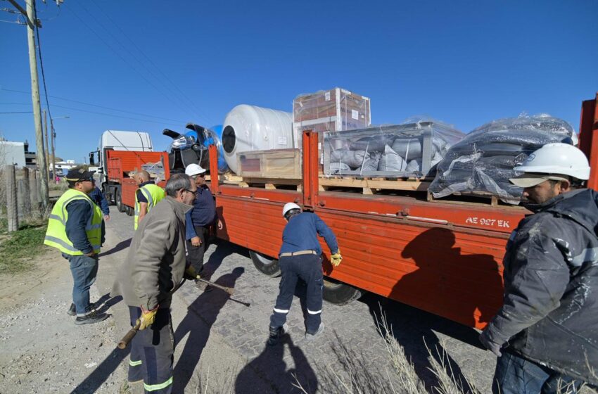  Torres destacó la llegada de la nueva planta desalinizadora a Puerto Pirámides: “Hoy estamos saldando una deuda histórica con los vecinos”