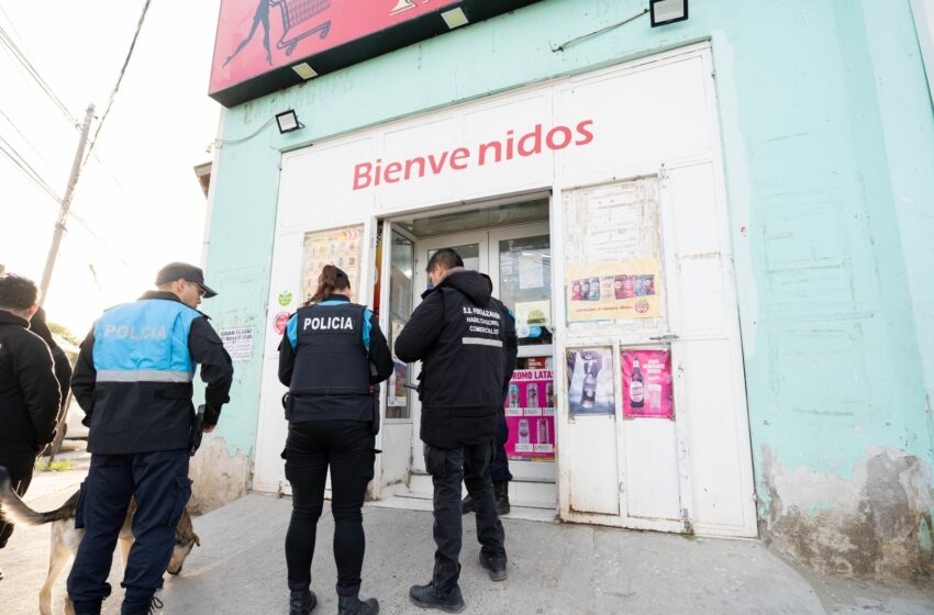 Clausuraron un supermercado por vender alcohol durante la veda electoral