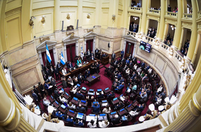  Argentina, fin de año: entre la plata, el experimento y el silencio