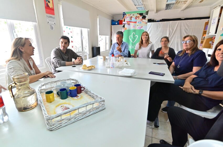  Torres visitó la Fundación Crecer en Comodoro Rivadavia comprometida con la inclusión de personas con discapacidad
