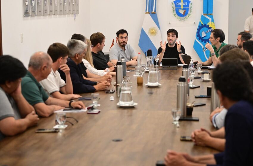  Torres encabezó reunión con intendentes en el marco de las obras de infraestructura previstas para el próximo año