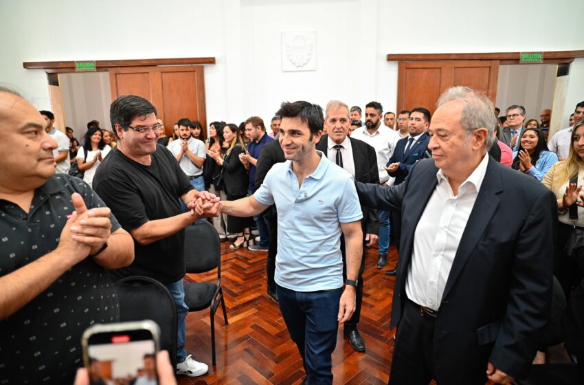  Torres presentó la incorporación de 120 antenas satelitales para seguir fortaleciendo la conectividad educativa en el interior provincial