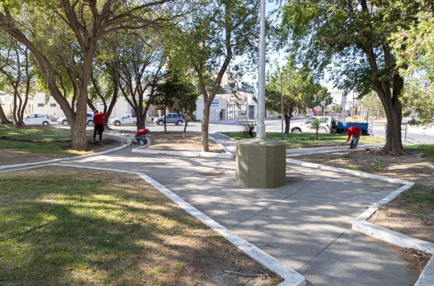  Prosiguen las tareas de reacondicionamiento en espacios públicos de la ciudad