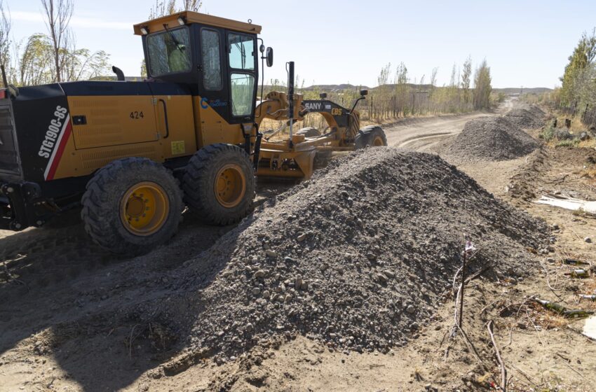  El Municipio concreta una importante apertura de calles en la zona de Km. 18