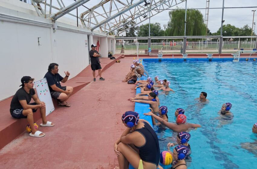  El waterpolo de Comodoro entrena con la selección argentina