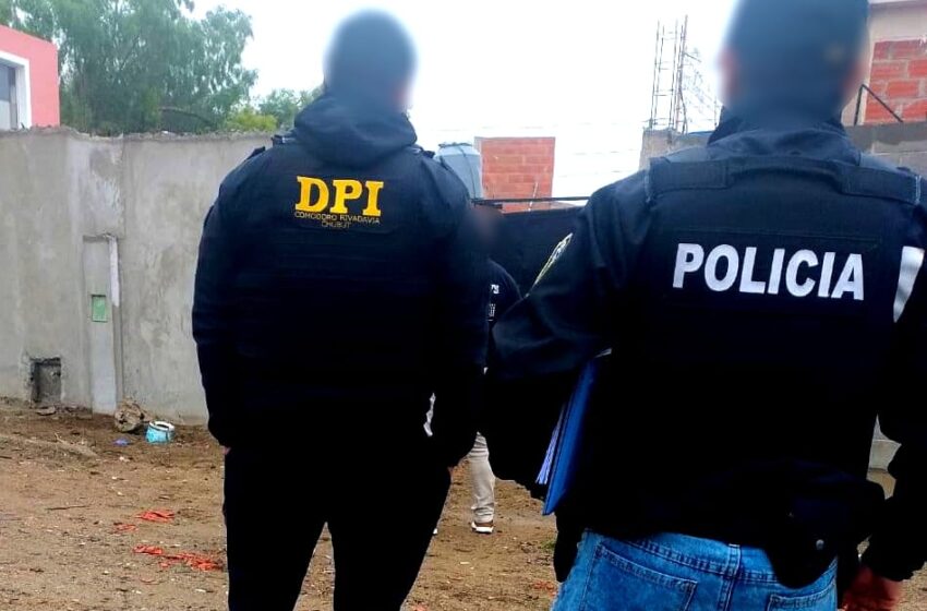  La Policía del Chubut secuestró armas de fuego y detuvo a dos personas vinculadas con violentos hechos en Comodoro Rivadavia