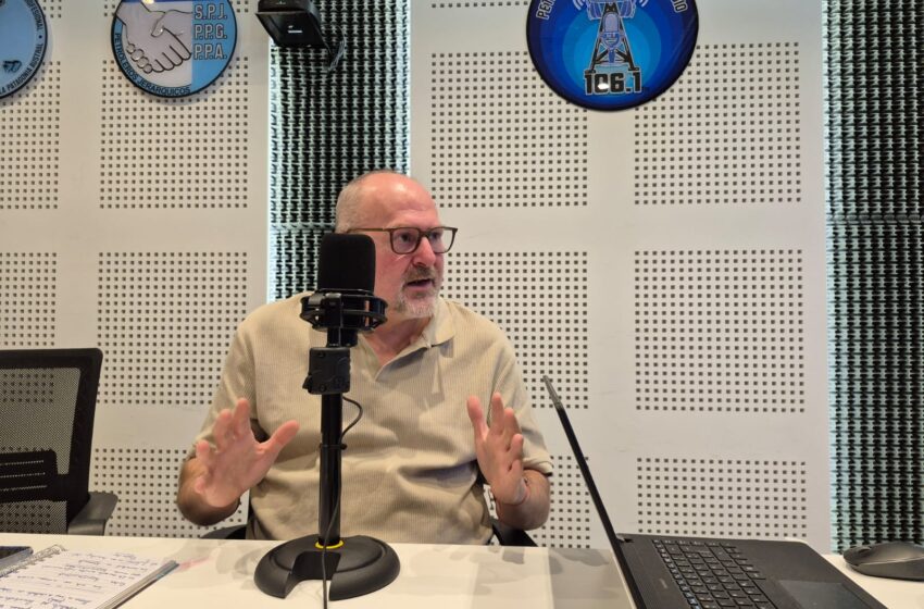  Avendaño advirtió sobre los riesgos de la censura digital y la ilusión de libertad en las redes