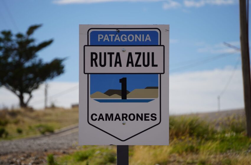 Chubut fortalece la Ruta Patagonia Azul con nueva cartelería turística en todo el corredor costero