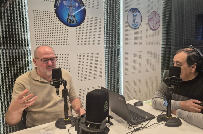  El avance de la inteligencia artificial y la “delegación cognitiva” abren un debate urgente sobre educación, vínculos y control digital