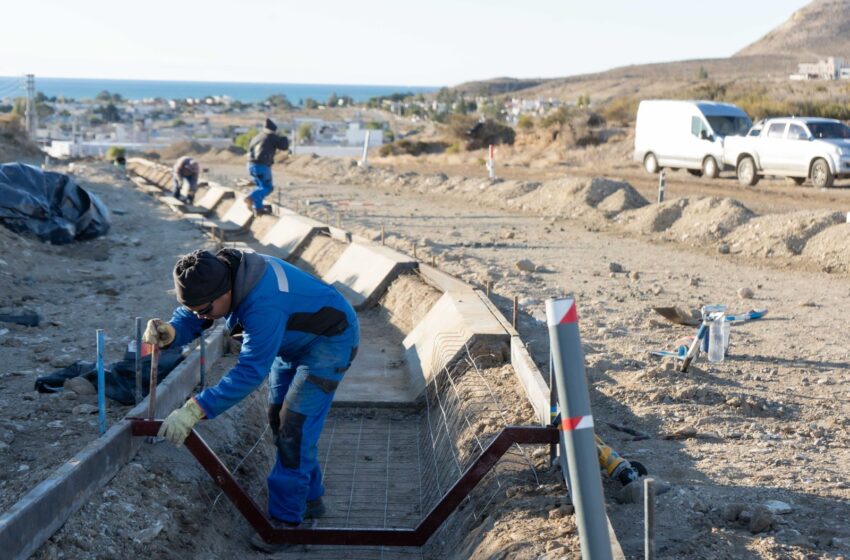  Avanza la obra de escurrimiento pluvial del barrio 139 Lotes