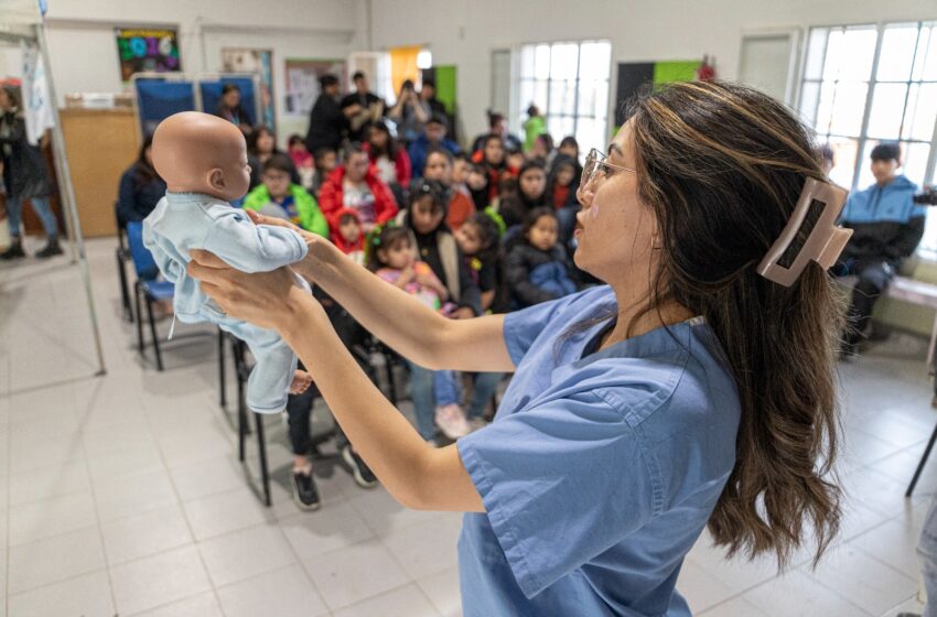  El Municipio llevó adelante una jornada de salud integral para familias del CPB Máximo Abásolo
