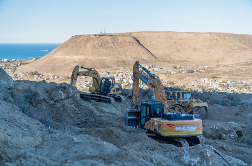  Othar supervisó el avance de las obras de estabilización en el Cerro Hermitte