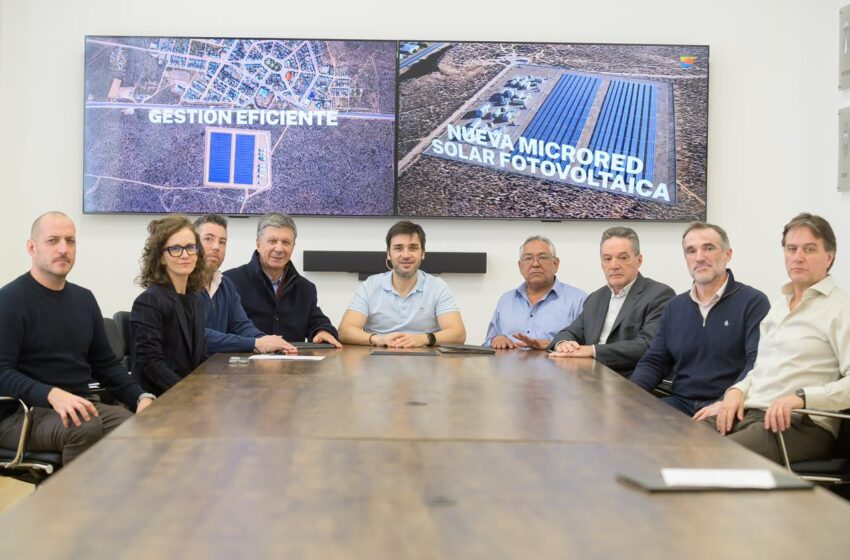  Chubut fortalece su matriz energética: Torres firmó el inicio de obra del Parque Fotovoltaico de Paso de Indios