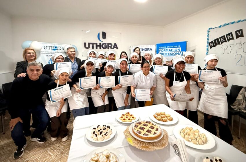  Provincia y UTHGRA finalizaron una capacitación gastronómica con salida laboral
