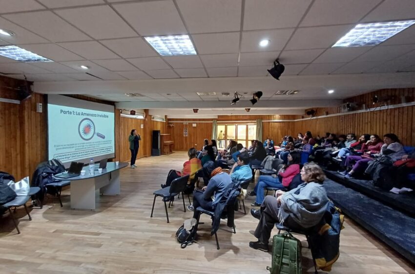  Salud realizó en Esquel una charla sobre prevención del Síndrome Urémico Hemolítico