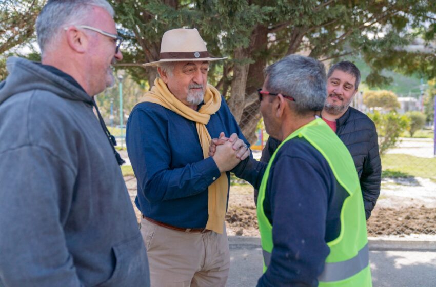  Othar recorrió la obra de mejoramiento integral del playón deportivo ubicado frente a Las Torres