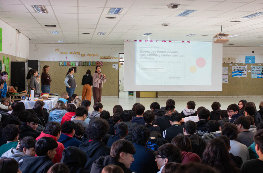  Derechos, responsabilidades y prevención: el Municipio de Rada Tilly fortalece el trabajo con adolescentes